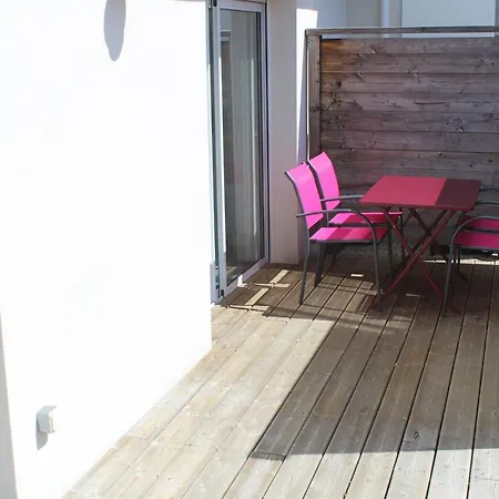 10 Rue Des Petits Prés *