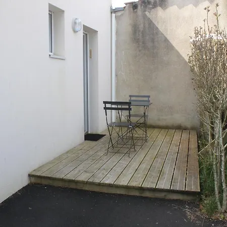 Comme A La Maison